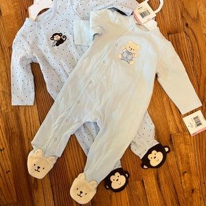 SOLD-NWT baby footed onsies